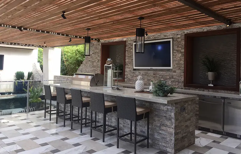 outdoor kitchen in Sarasota by Kirkplan Kitchens